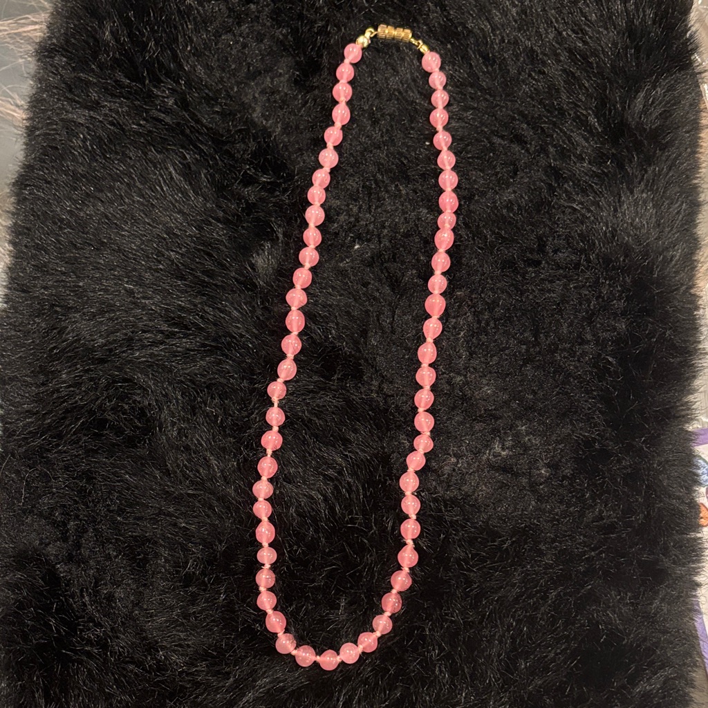 Chic Pink Beaded Necklace Vintage